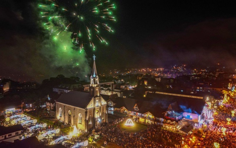 Réveillon reúne cerca de 20 mil pessoas em Gramado