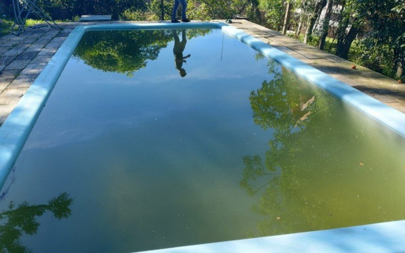 Vigilância Ambiental chama atenção para limpeza das piscinas durante o verão