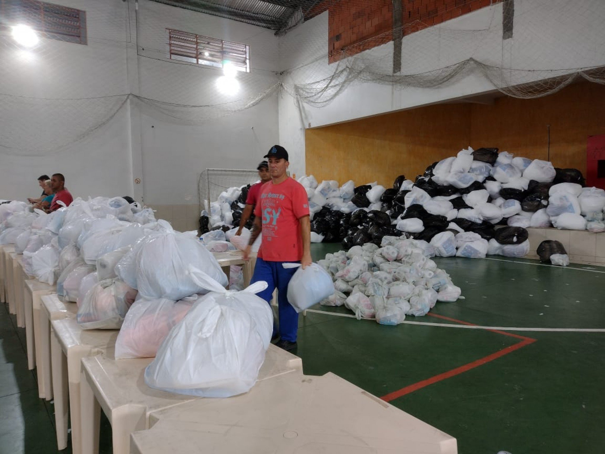 ENCHENTE: Atingidos pela cheia que alcançou mais de 80% de São Sebastião do Caí recebem importante ajuda da assistência social