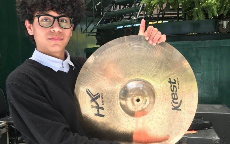 Venezuelano membro da Orquestra Jovem de Gramado é selecionado para estudar na Ospa