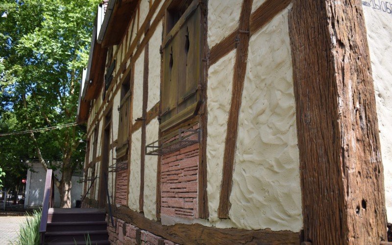 Casas enxaimel, como as que são características em Ivoti, são herança dos imigrantes na arquitetura | abc+