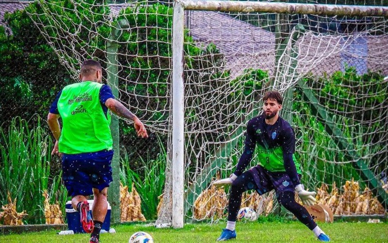 Jogadores do Noia treinam visando a estreia do Gauchão 2024 | abc+