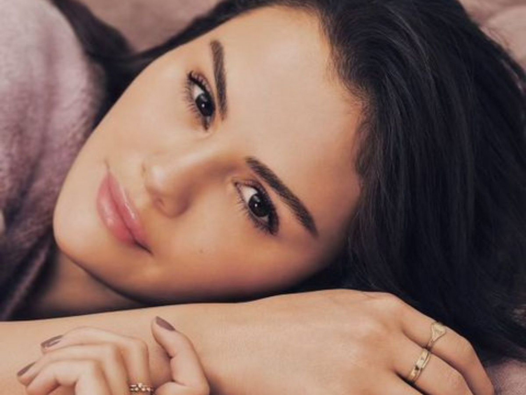 Selena Gomez dá notícia desanimadora para fãs: "Estou cansada"