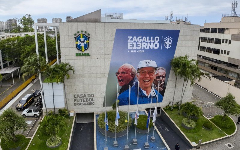 Sede da Confederação Brasileira de Futebol homenageou Zagallo | abc+