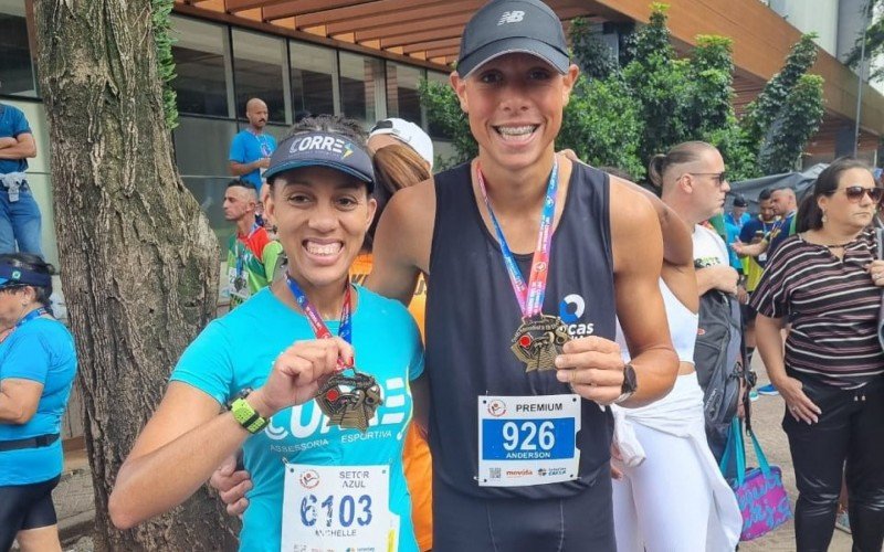 Michelle e Anderson representaram São Leopoldo na Corrida de São Silvestre 2023