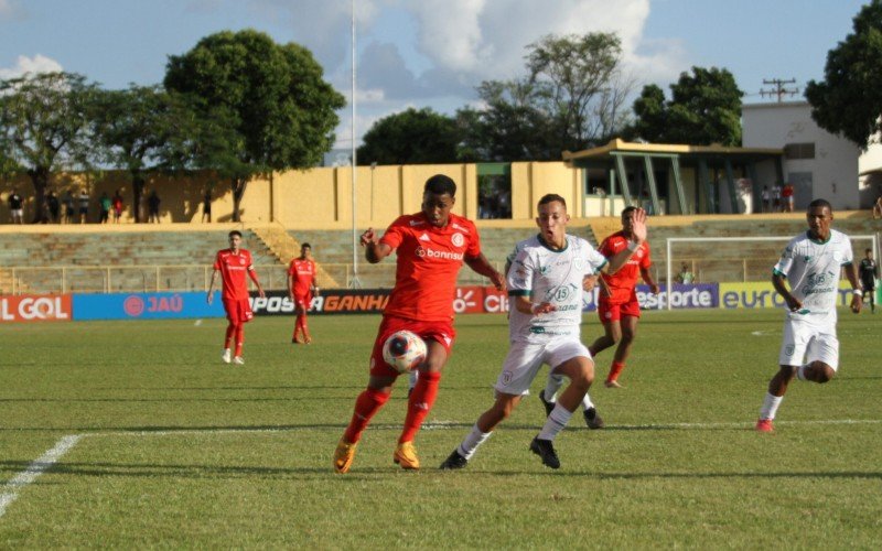 Colorado tentou, mas acabou sendo derrotado pelo XV de Jaú nesta terça-feira | abc+