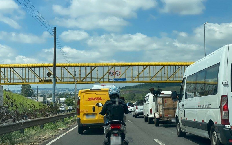 BR-116: Motoristas enfrentam lentidão devido a obras no Vale do Sinos | abc+