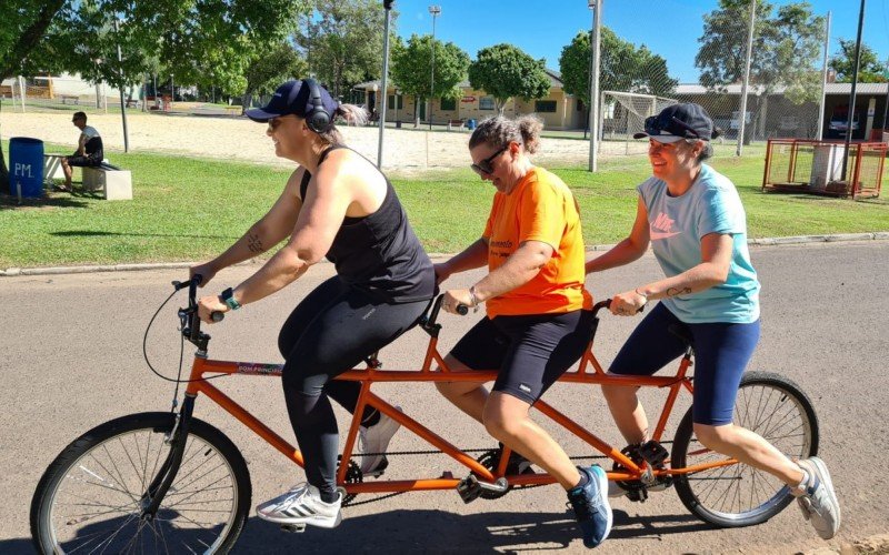 Bicicletas tipo Tandem em Bom PrincÃ­pio 