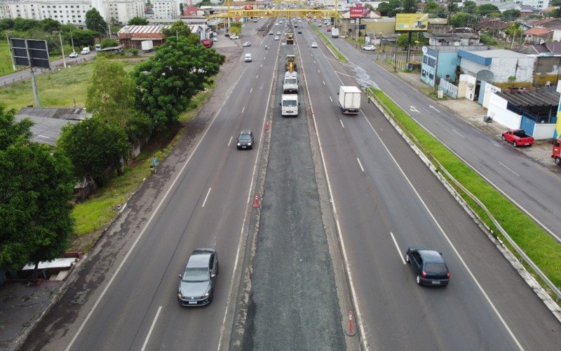 Andamento das obras da terceira faixa da BR-116, entre SÃ£o Leopoldo e Novo Hamburgo, e dos viadutos da RS-240, na Scharlau