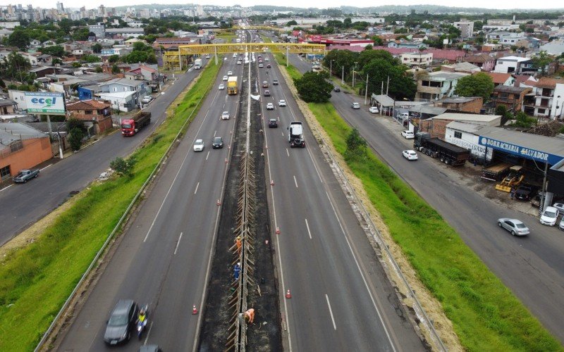 Andamento das obras da terceira faixa da BR-116, entre SÃ£o Leopoldo e Novo Hamburgo, e dos viadutos da RS-240, na Scharlau