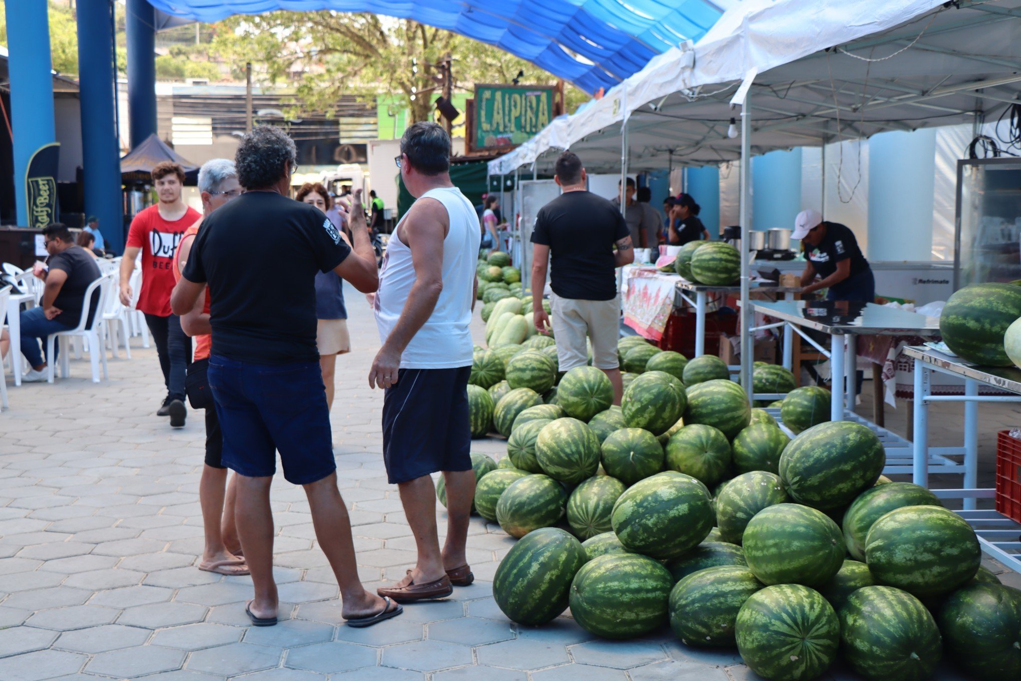 Festa da Melancia começa nesta quinta-feira; confira a programação