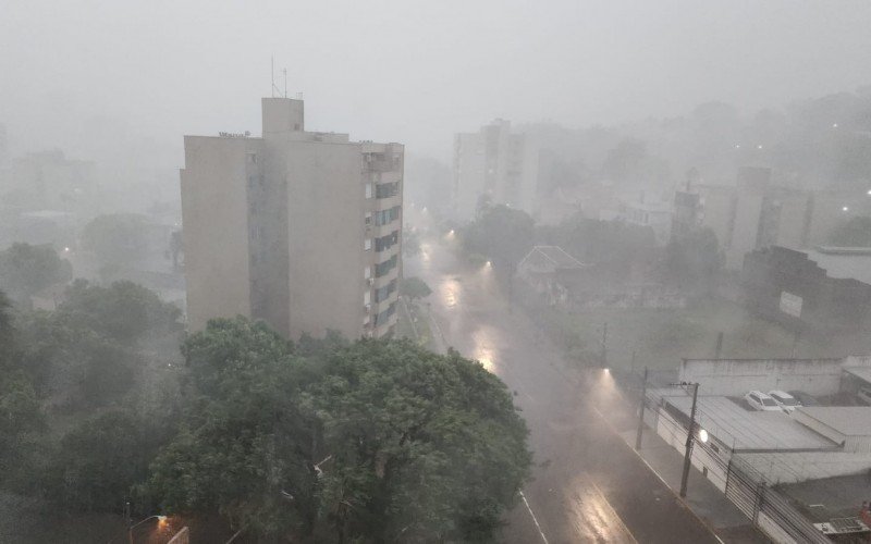 Região metropolitana de Porto Alegre está no ponto de mais alto risco para chuvas excessivas | abc+