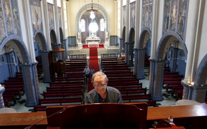  Com a aposentadoria, Darci dedica-se a tocar Ã³rgÃ£o na Igreja SÃ£o JosÃ©, na capital