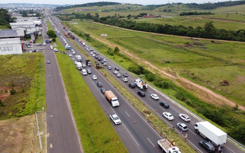 Obras da terceira pista da BR-116 avanÃ§am em Novo Hamburgo, causando congestionamentos