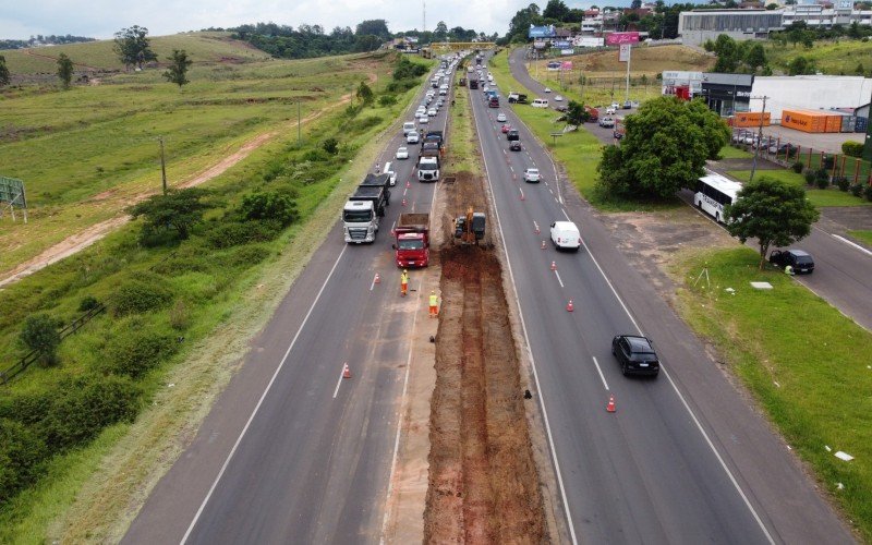 Obras da terceira pista da BR-116 avanÃ§am em Novo Hamburgo, causando congestionamentos