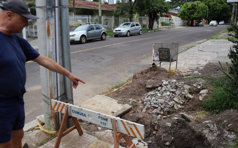 Morador mostra buraco ainda por ser consertado | abc+