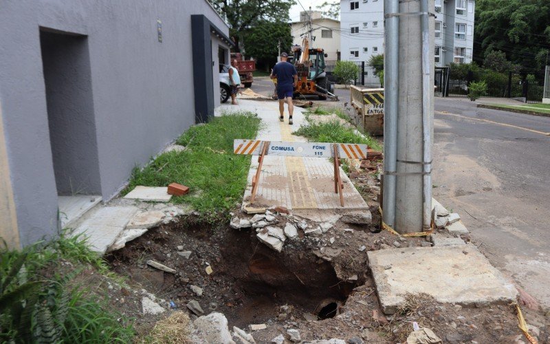 Buraco feito no início de janeiro atingiu cabo de rede elétrica | abc+