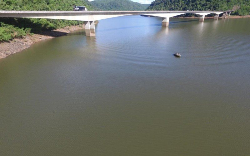 Imagens de drone auxiliaram nas buscas por Cassiano no Rio Uruguai