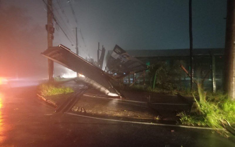 TEMPORAL EM CACHOEIRINHA