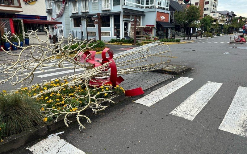 DecoraÃ§Ã£o do Natal Luz de Gramado foi danificada