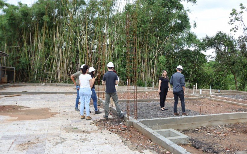 Vistoria de obras nas escolas municipais de Novo Hamburgo