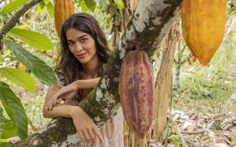 Mariana (Theresa Fonseca) protagoniza triângulo amoroso | abc+