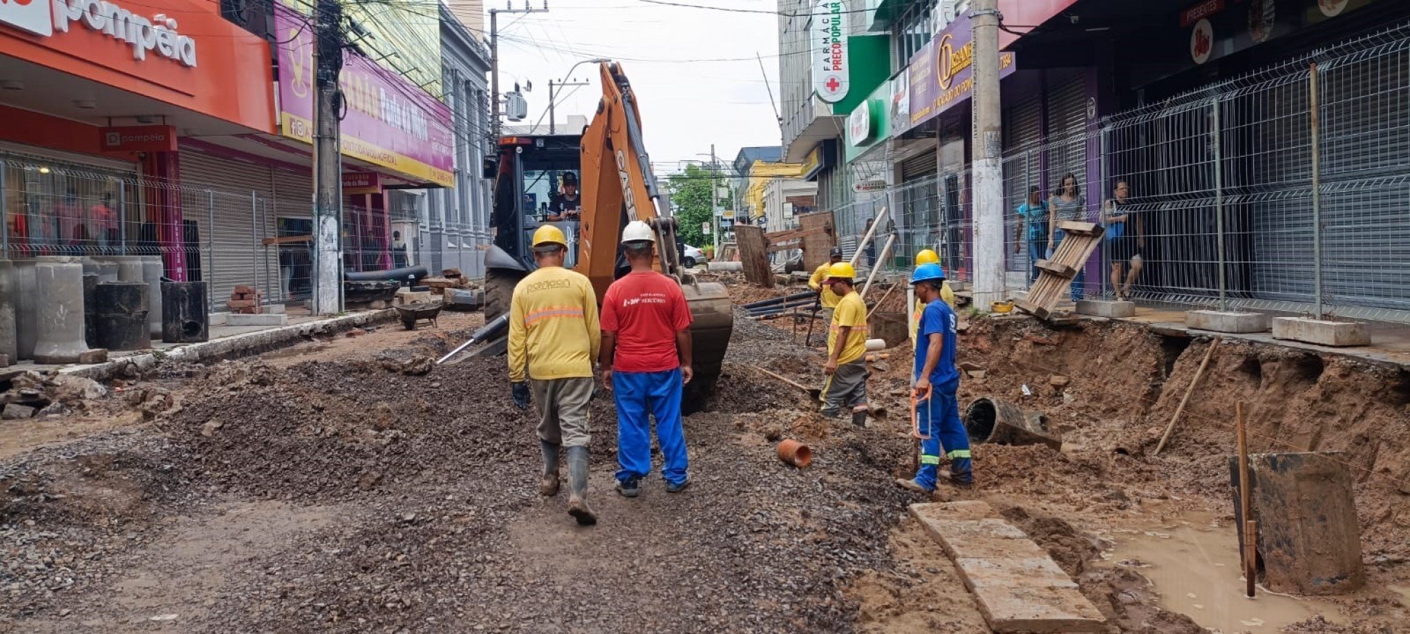 Obras na Rua Independência entram em nova etapa nesta segunda-feira