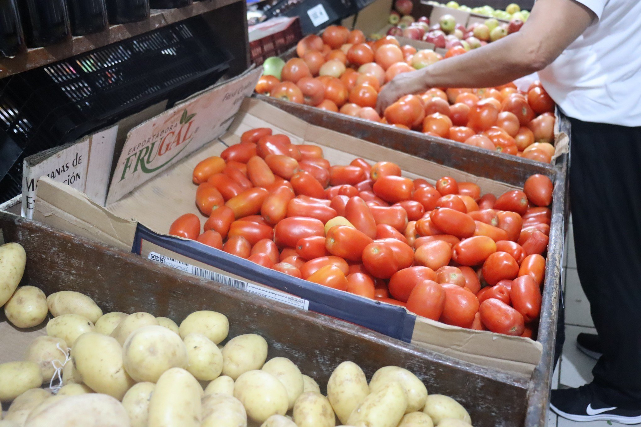 PreÃ§os da cesta bÃ¡sica - batatas, tomates