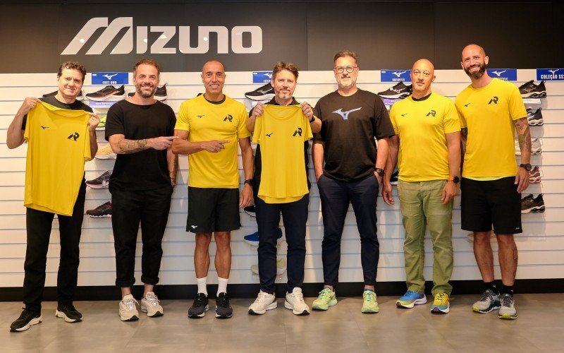 Evandro Kollet - Diretor de Desenvolvimento (Vulcabras), Marcio Callage - Diretor de Marketing (Vulcabras), Emerson Gomes (MPR), Pedro Bartelle - CEO (Vulcabras), Giancarlo Zimmer - Diretor Executivo (Mizuno), Fábio Rosa (MPR) e César Augusto de Oliveira (MPR) | abc+