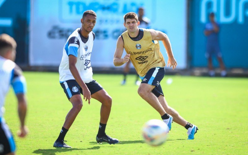 André Henrique e Kannemann têm grandes chances de começarem a partida | abc+