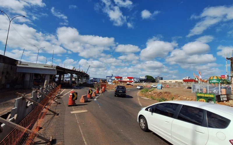 Bloqueio de retorno pegou motoristas desprevenidos nesta terÃ§a-feira (23)