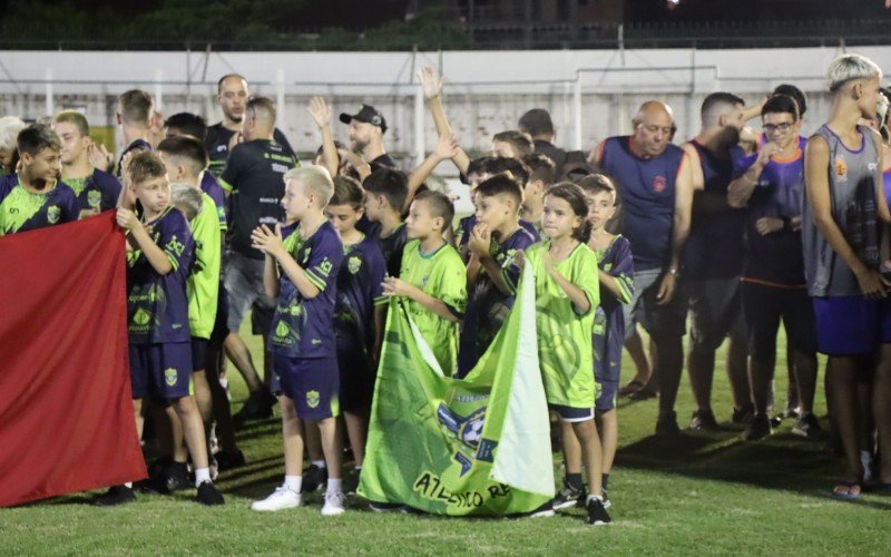 Abertura da 5Âª Copa Pequeno Gigante