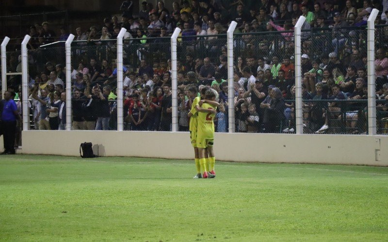 Abertura da 5Âª Copa Pequeno Gigante