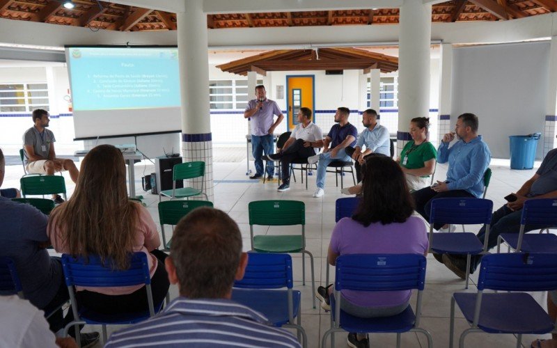 Reunião com famílias do assentamento Rita de Cássia 2