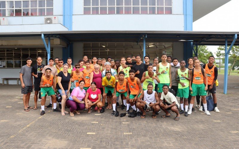 Equipes do Santa Cruz com as 