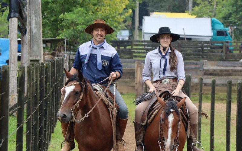 Cássia Martinelli e Silvano Cavallin formaram dupla e participaram de prova na tarde deste sábado  | abc+