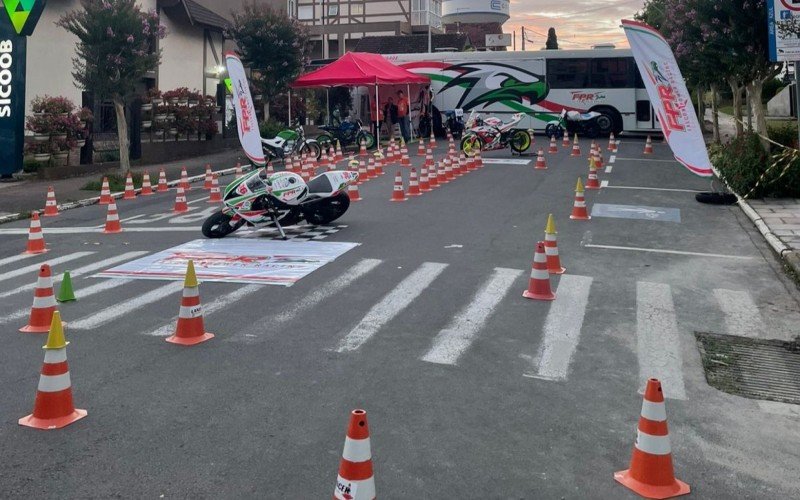 Encontro de Motos de Nova PetrÃ³polis segue atÃ© domingo