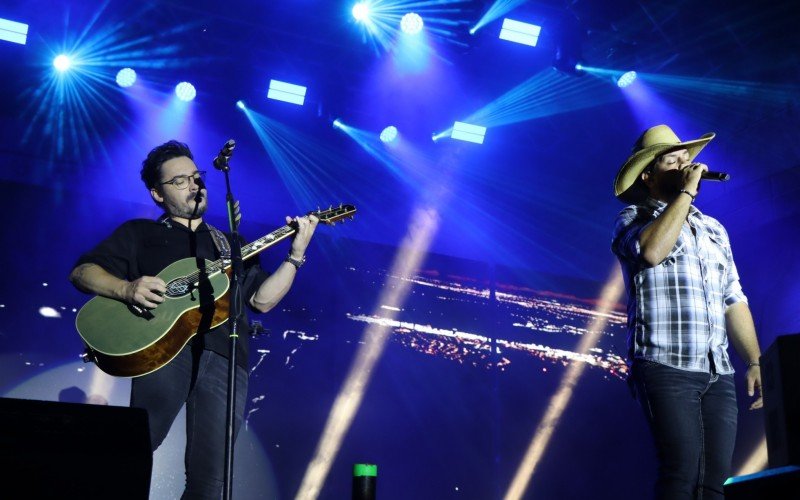 Show de Fernando e Sorocaba em Campo Bom