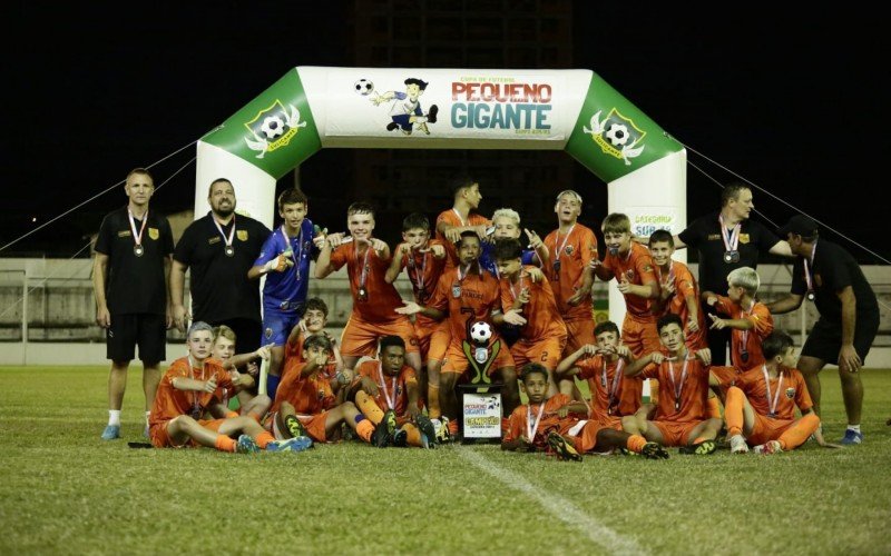 Amee, de ParobÃ©, venceu o GrÃªmio na final do Sub-13