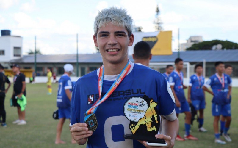 Guilherme Reis foi campeÃ£o e artilheiro do Sub-15