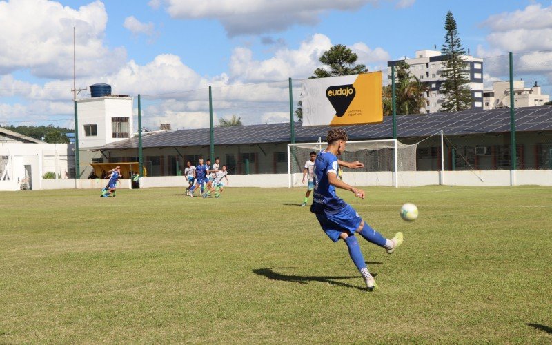 Partida entre Cruzeiro 2 x 0 EstÃ¢ncia Velha