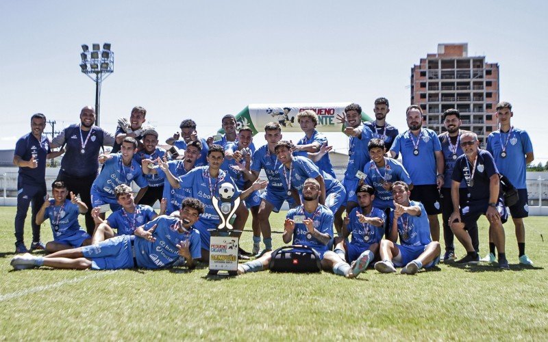 Novo Hamburgo Ã© o campeÃ£o da categoria sub-19