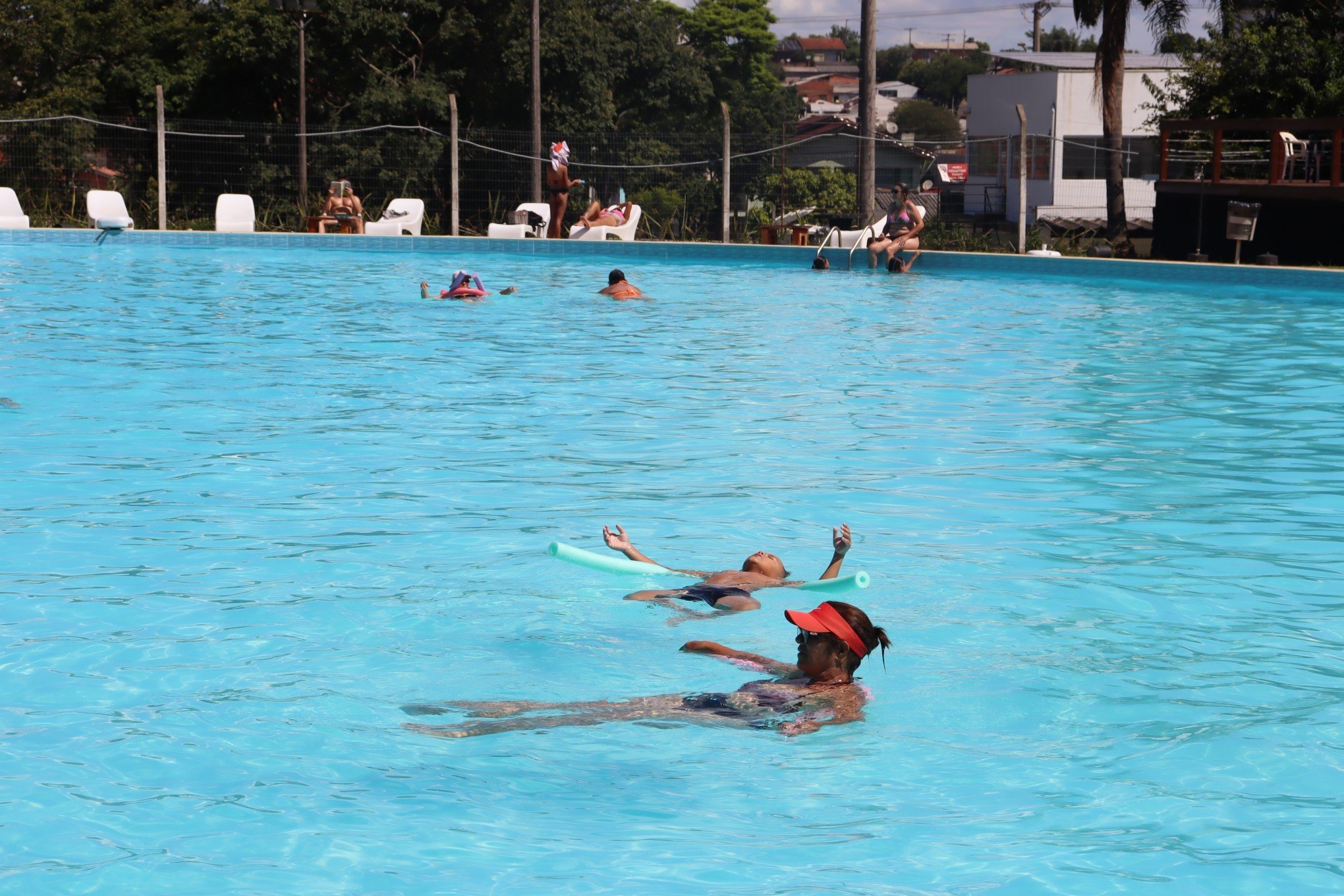 FERIADO DE NAVEGANTES: Confira previsão do tempo e melhor horário para viajar para praia pela free way