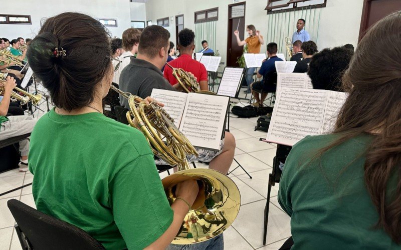 Ensaio com o maestro gramadense Leandro Serafim