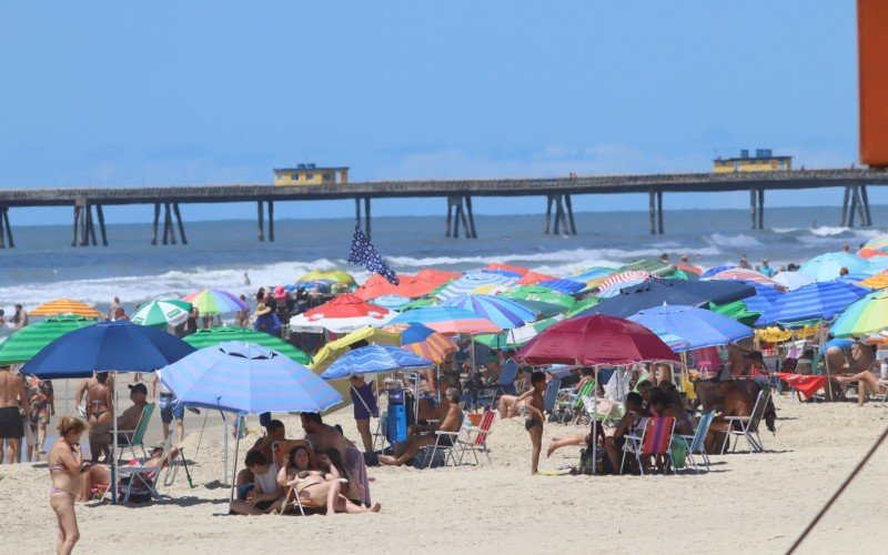 Aumento no número de veranistas traz mais oportunidades de emprego em Tramandaí | abc+