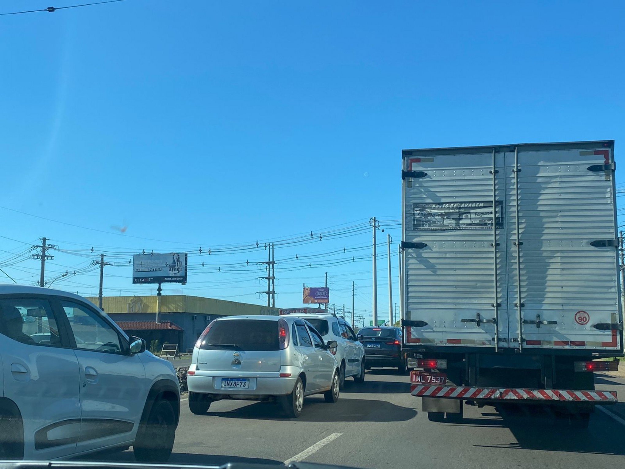 TRÂNSITO: Motoristas começam fevereiro enfrentando cerca de 3 quilômetros de congestionamento na BR-116