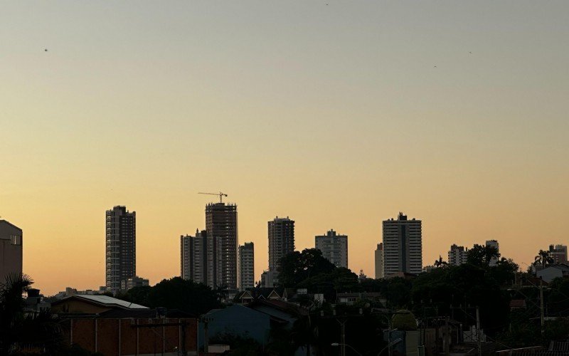 Amanhecer de sexta-feira (2) em Novo Hamburgo | abc+