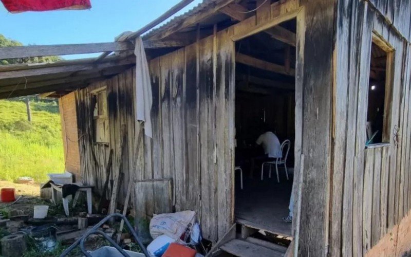 Moradia de argentinos em situação análoga à escravidão na Serra | abc+