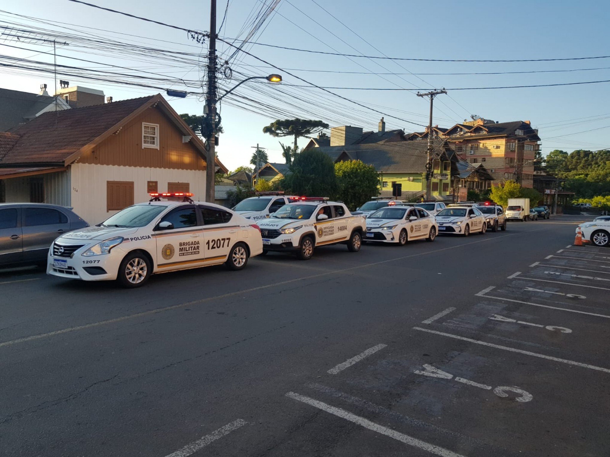 Operação Saturação é desencadeada com barreiras policiais em bairros de Gramado