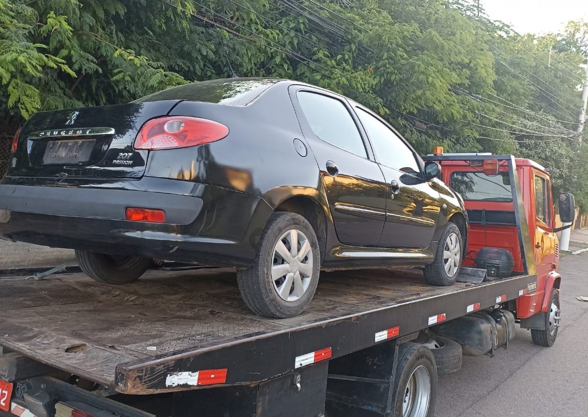Veículo roubado em Cachoeirinha é recuperado pela Brigada Militar em São Leopoldo